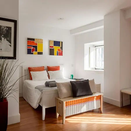 Hostee - Urban With Parking Apartamento *