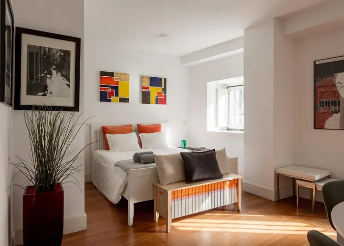 Hostee - Urban With Parking Apartamento *