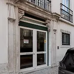 Hostee - Urban With Parking *
