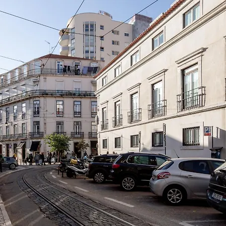 Hostee - Urban With Parking *