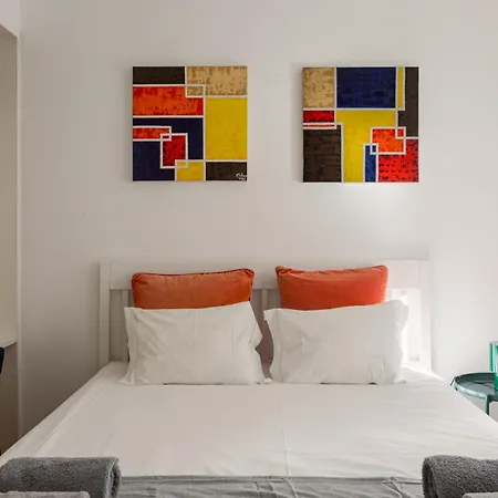 Hostee - Urban With Parking * Lisboa