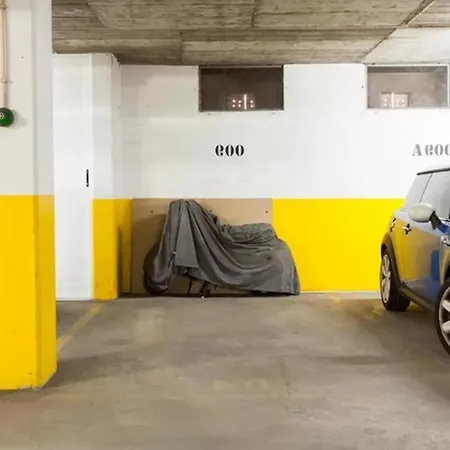 Hostee - Urban With Parking Lisboa