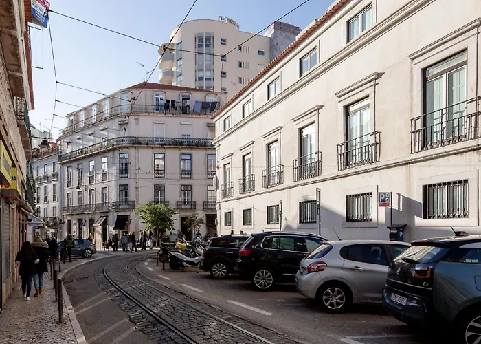 Hostee - Urban With Parking *