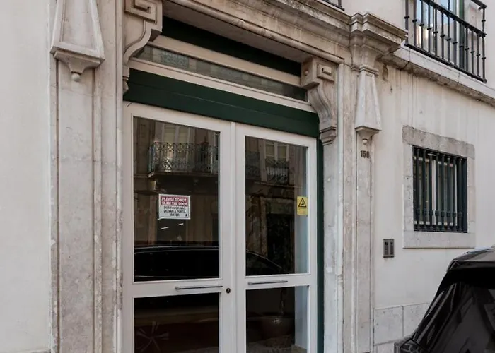 Hostee - Urban With Parking *