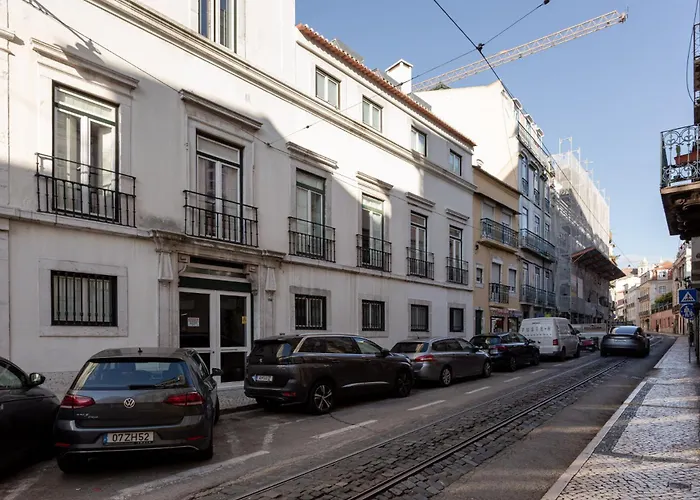 Hostee - Urban With Parking Apartman *