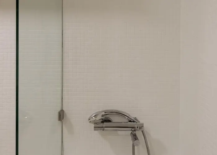 Hostee - Urban With Parking Apartman Lisboa